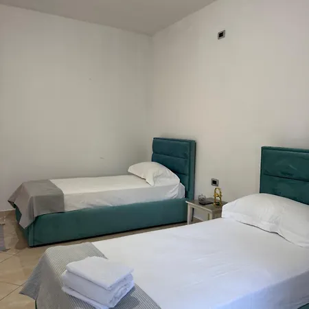 Cozy Close To The Airport